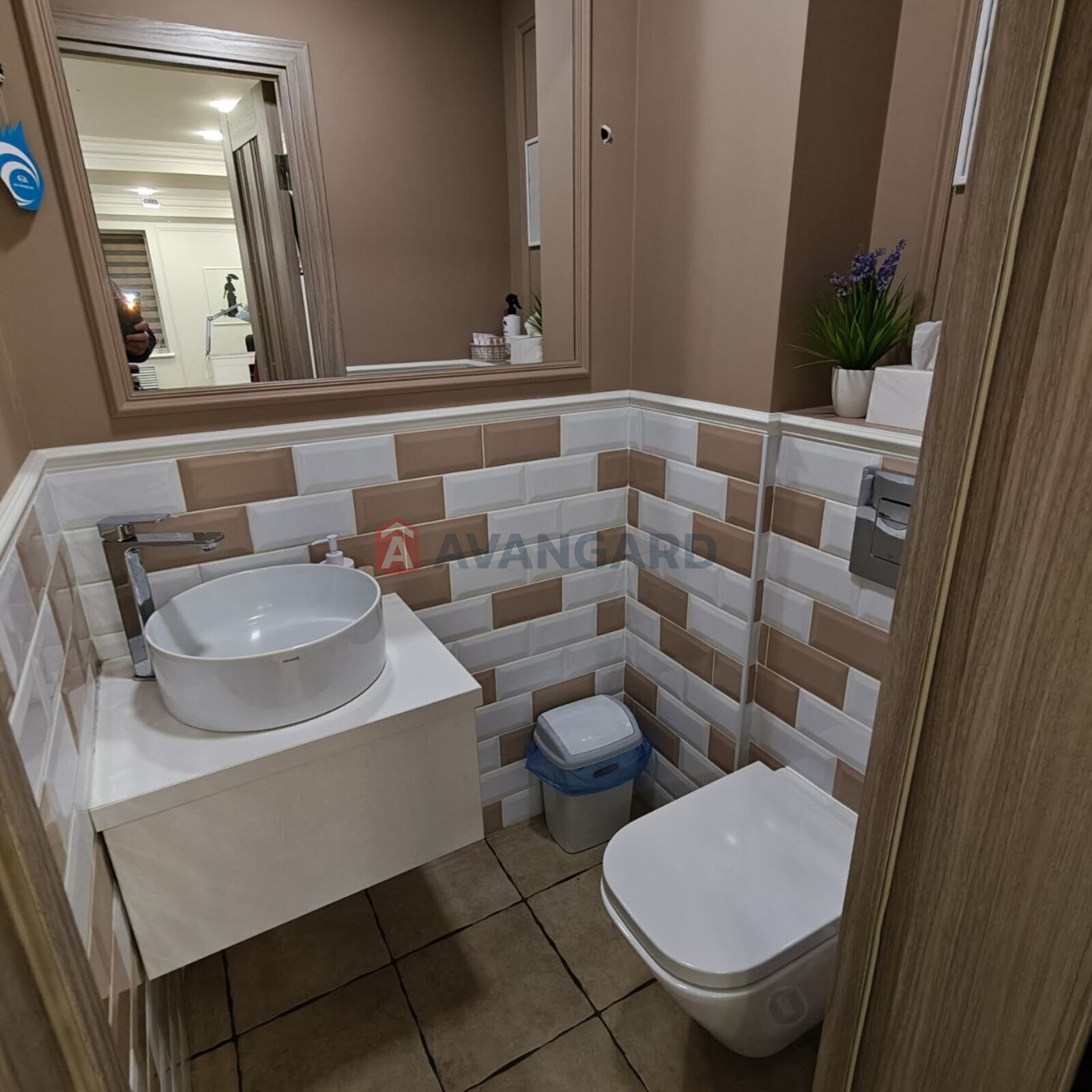 ����� �����, 55 ��.�. ���� 10