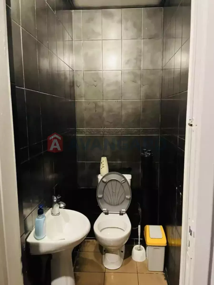  , 230 ..  4