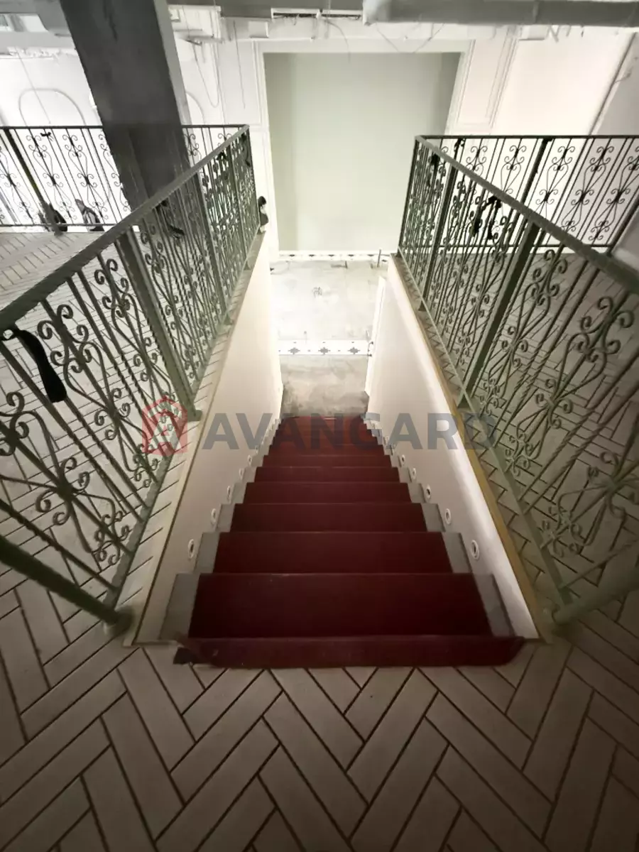 ����, ���, ��������, 210 ��.�. ���� 12