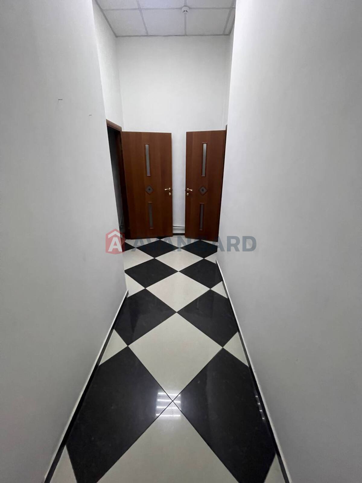 �������� �������, ����� �����, 190 ��.�. ���� 21