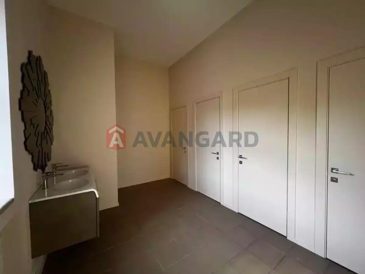 ���������� �����, 430 ��.�. ���� 13