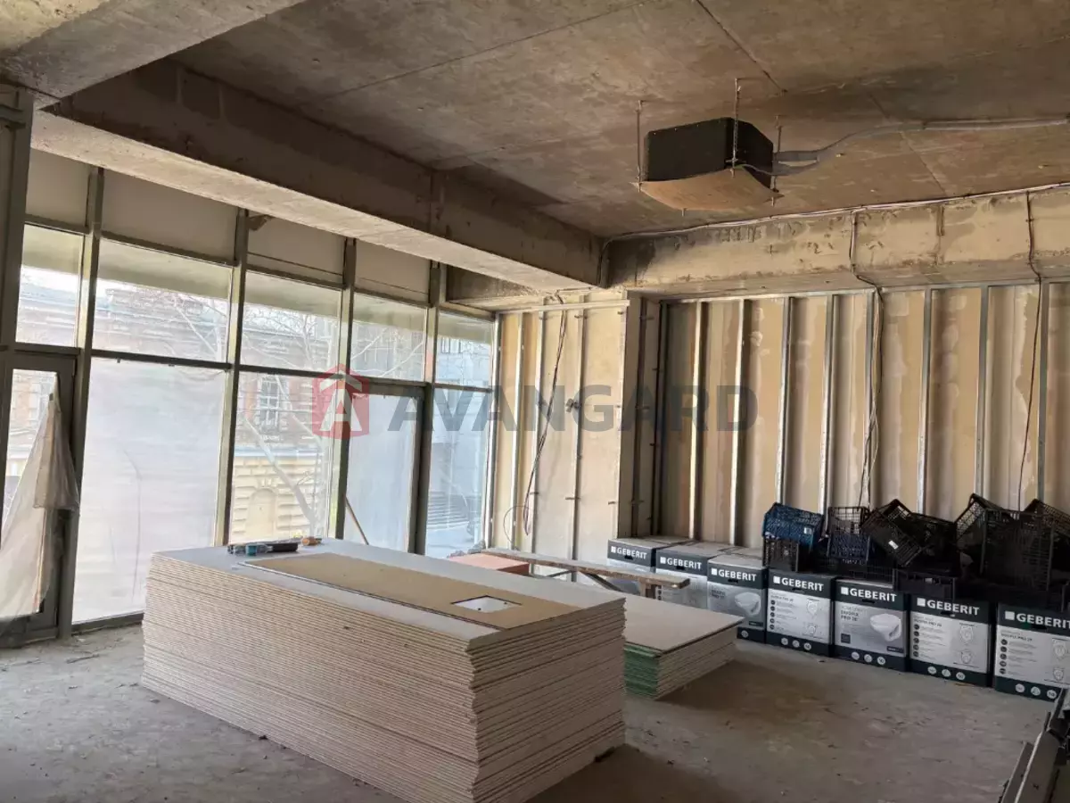 ���������� �����, 240 ��.�. ���� 12