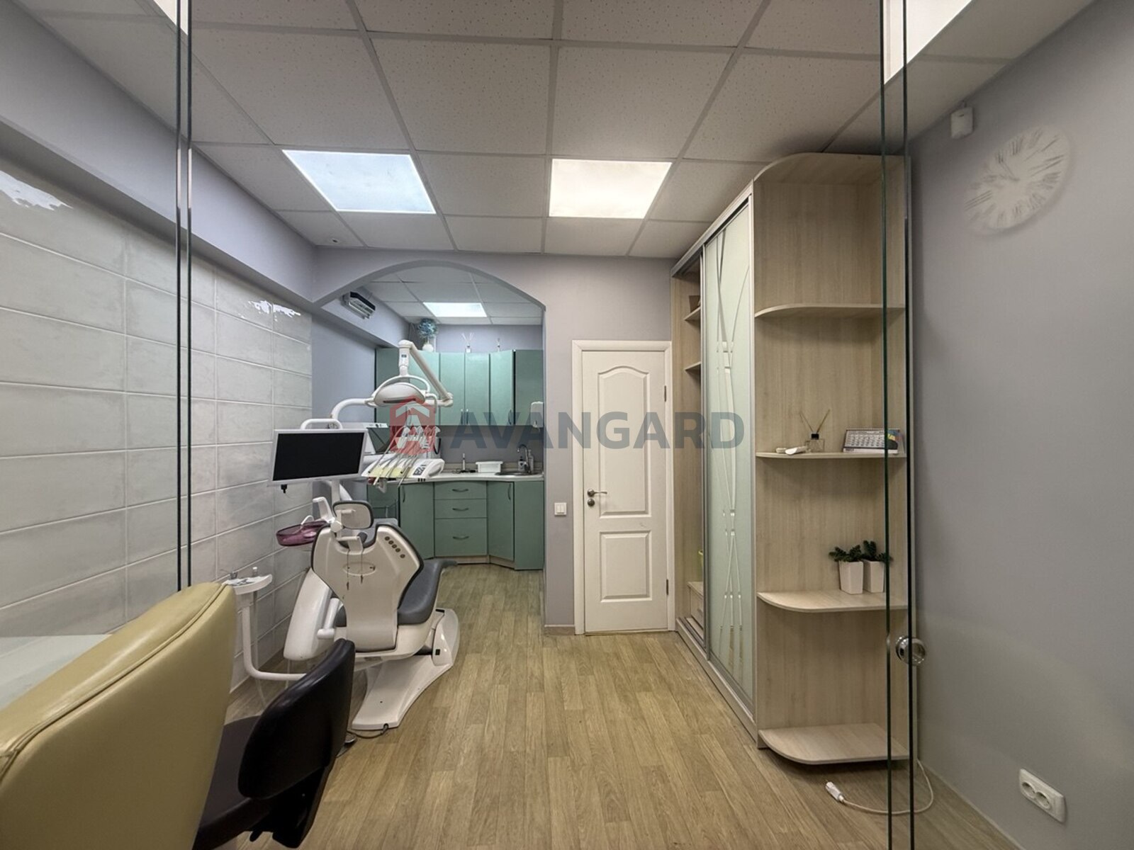 ����� ������, 19 ��.�. ���� 18