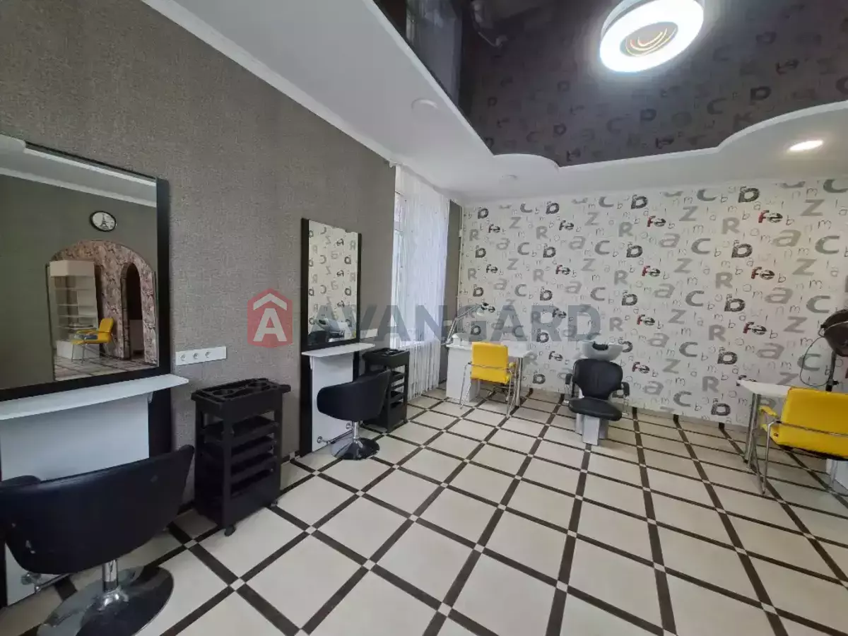 ����� �����, 65 ��.�. ���� 4