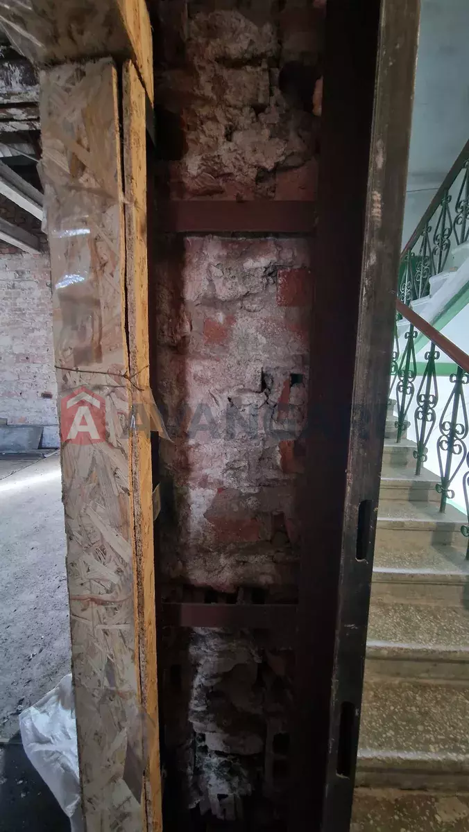 �������� �������, 200 ��.�. ���� 8