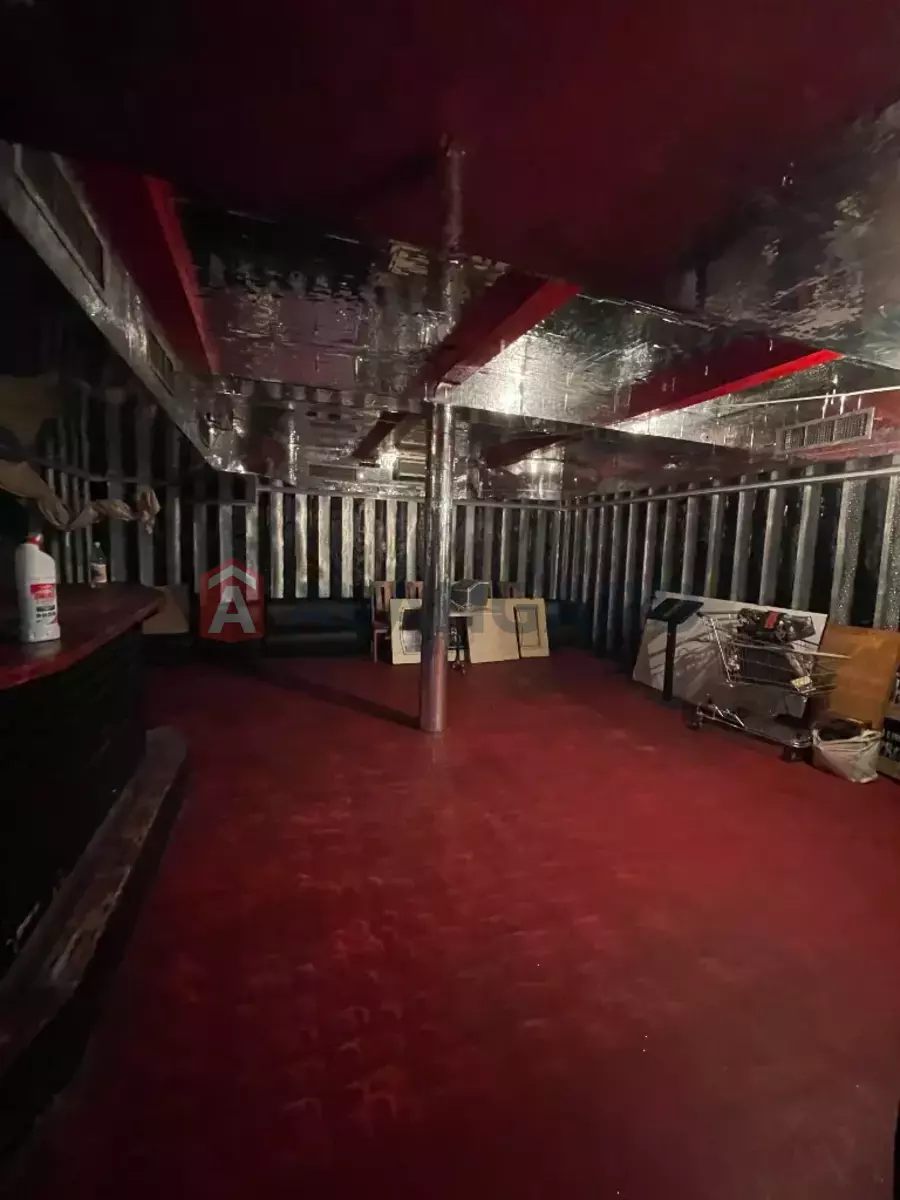 ���������� �����, 700 ��.�. ���� 3