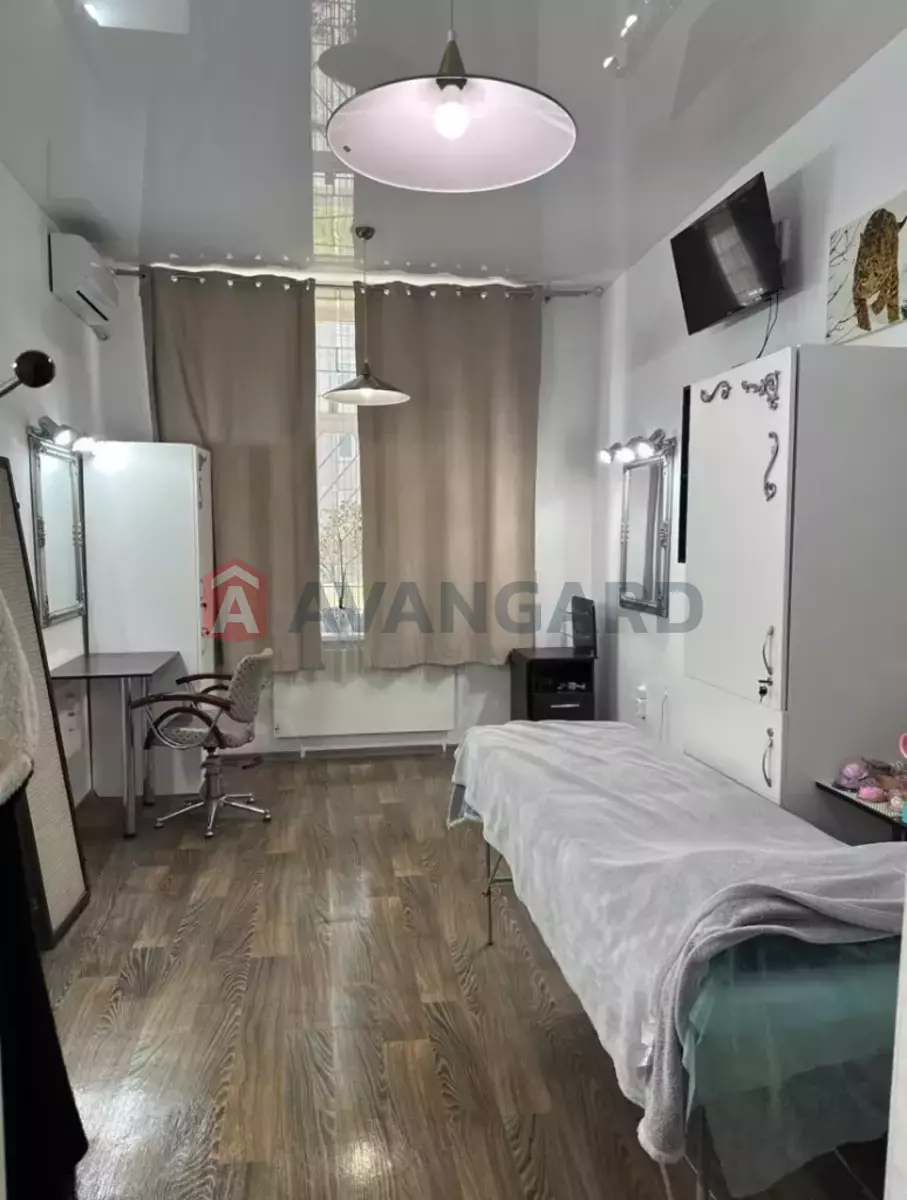 ����� �����, 17 ��.�. ���� 1