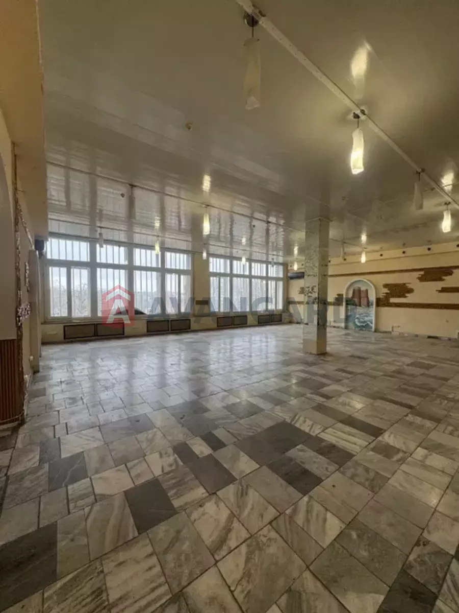 �������� �������, 400 ��.�. ���� 24