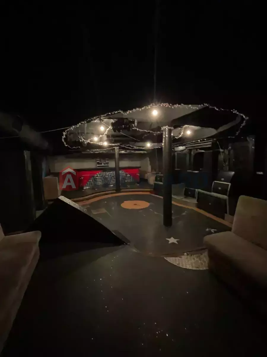 ���������� �����, 700 ��.�. ���� 5