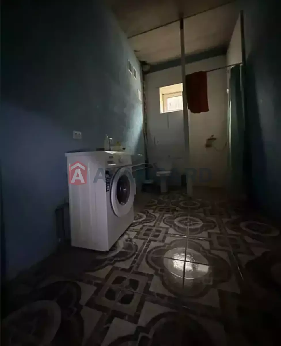  , 301 ..  21