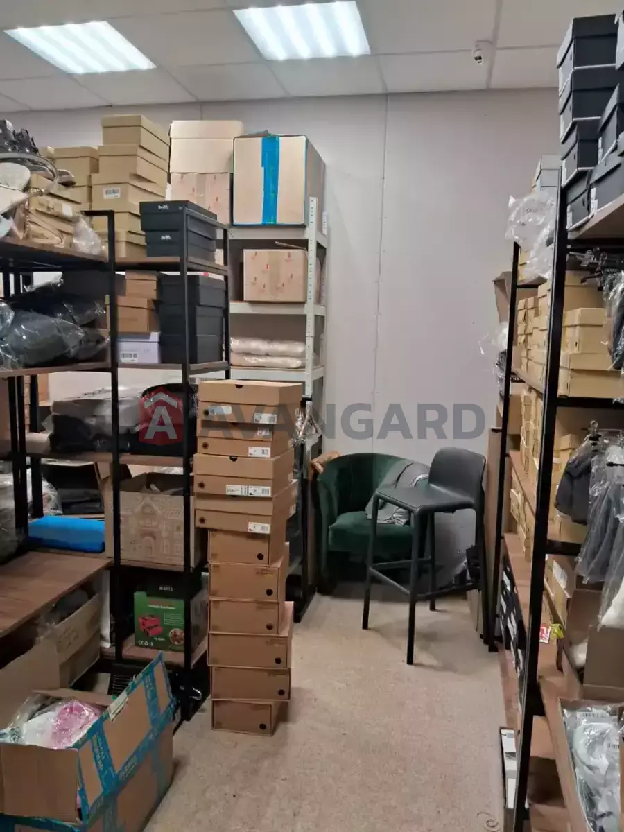 ���������� �����, 105 ��.�. ���� 17