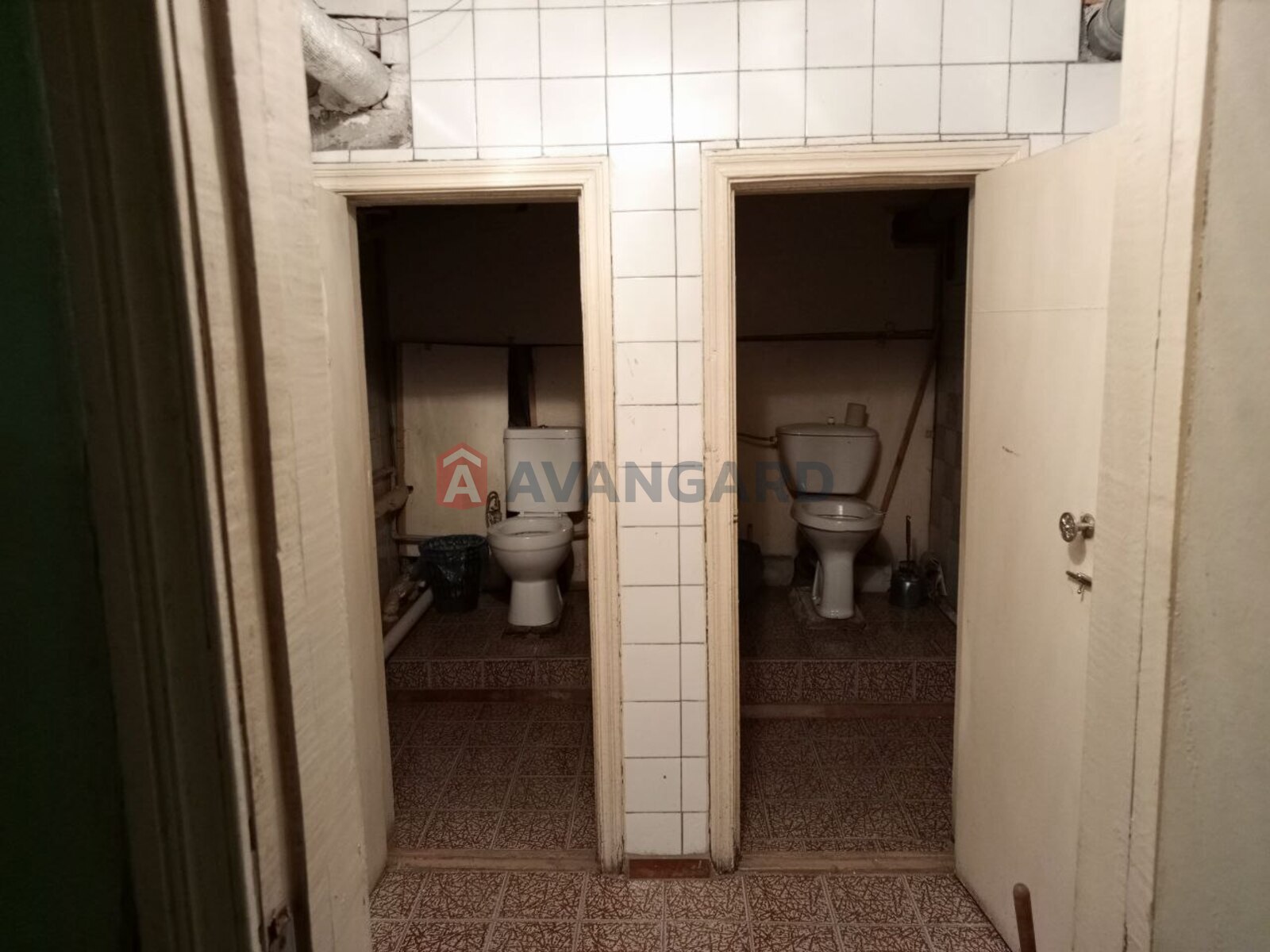  , 390 ..  18