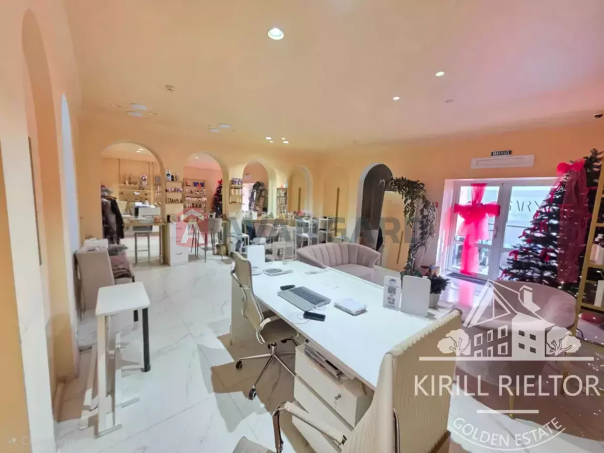 ����� �����, 100 ��.�. ���� 6