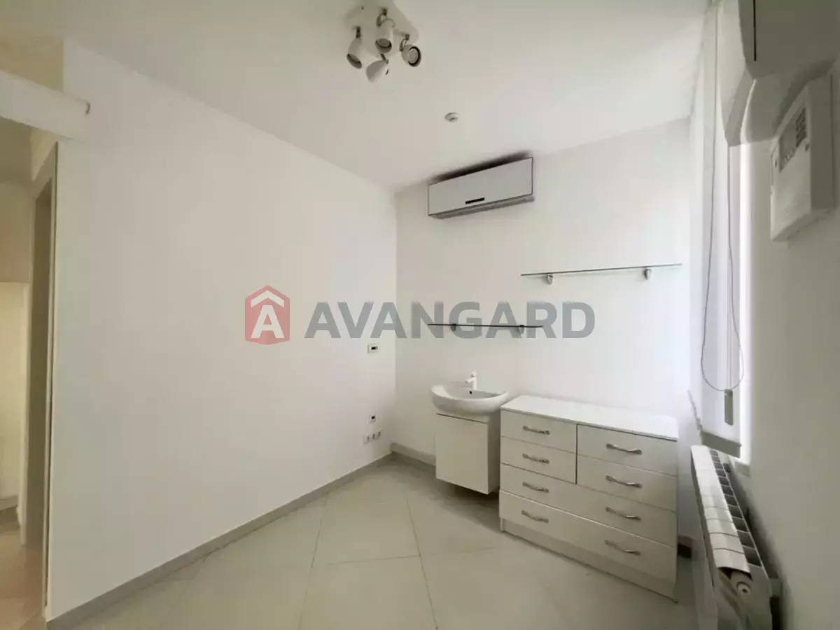 ����� �����, 34 ��.�. ���� 11