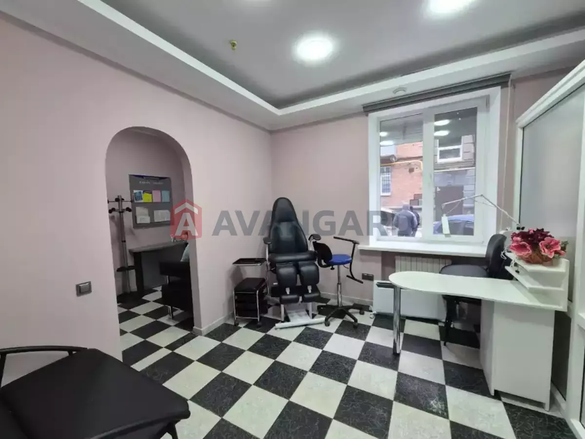 ����� ������, 56 ��.�. ���� 8