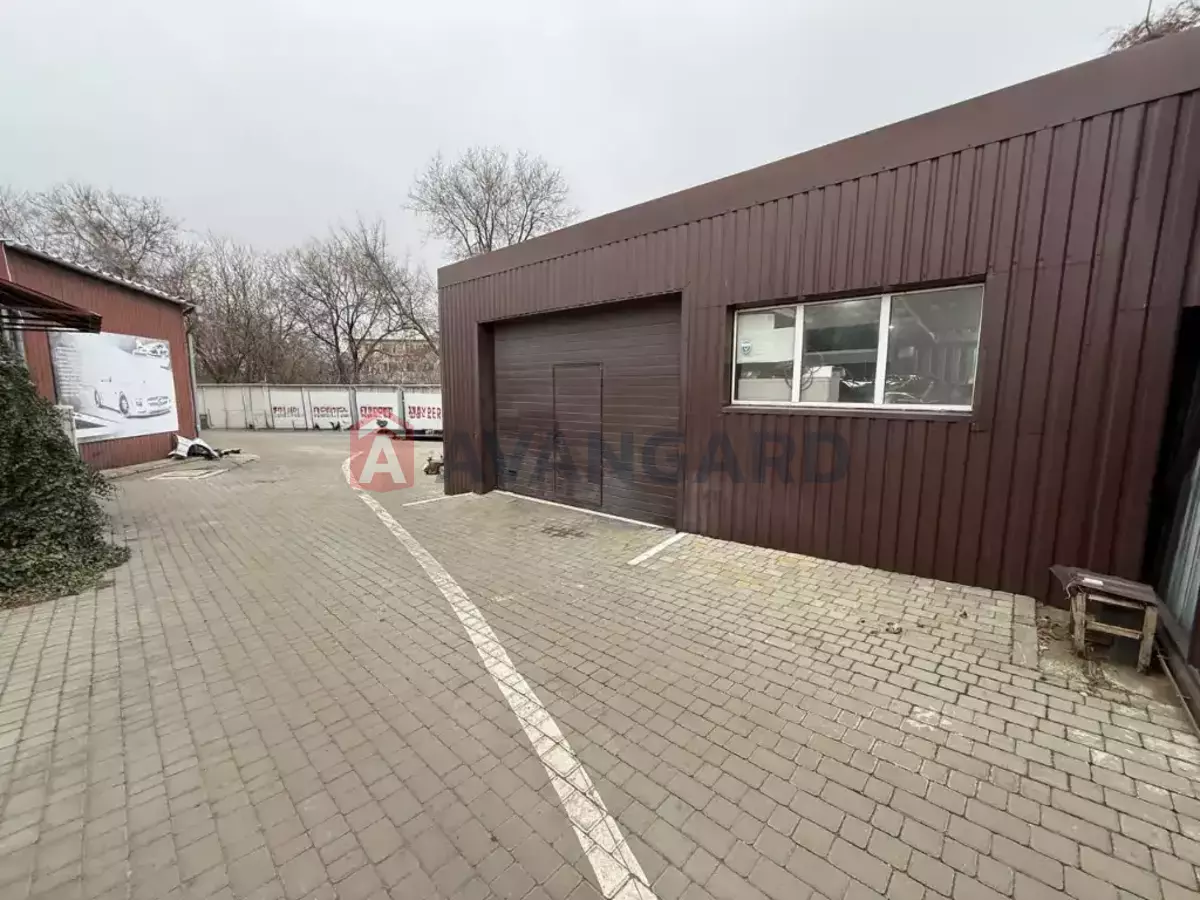 �������� �������, 400 ��.�. ���� 4