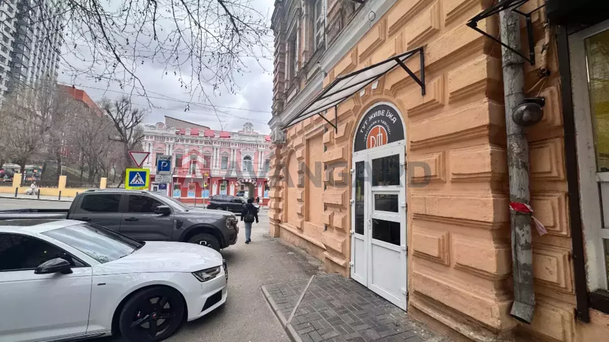 ���������� �����, 32 ��.�. ���� 4