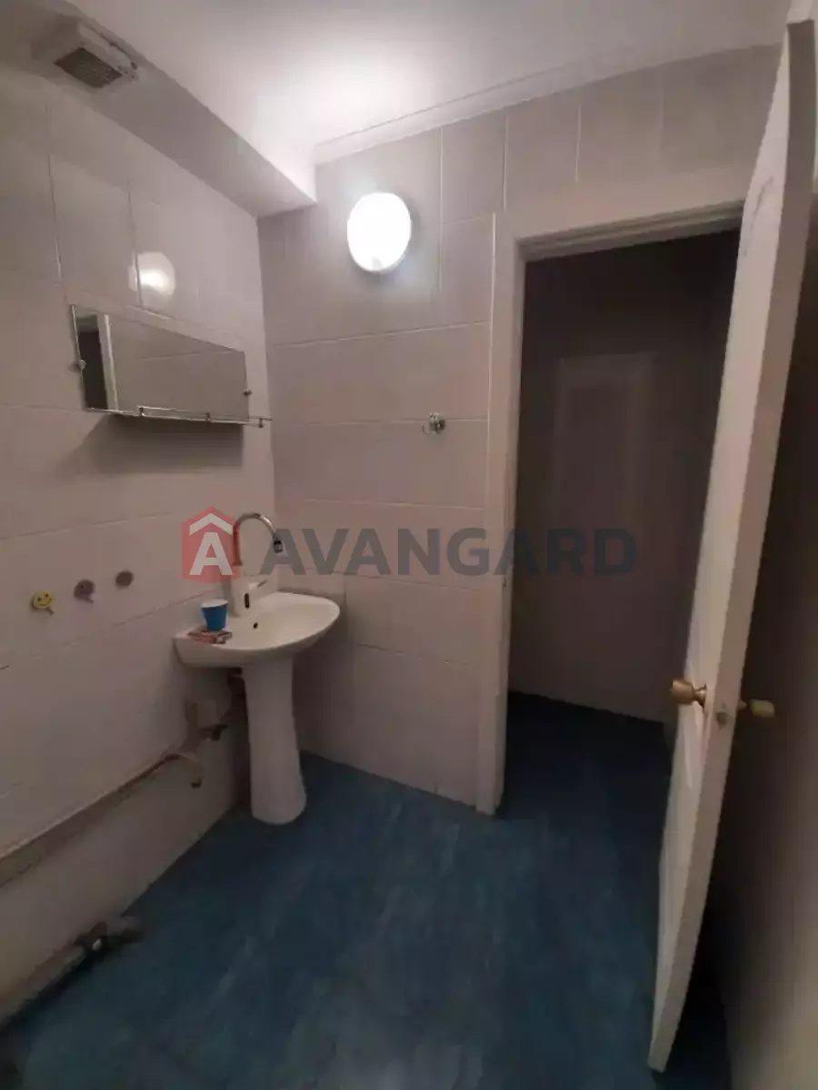 �������� �������, 100 ��.�. ���� 11