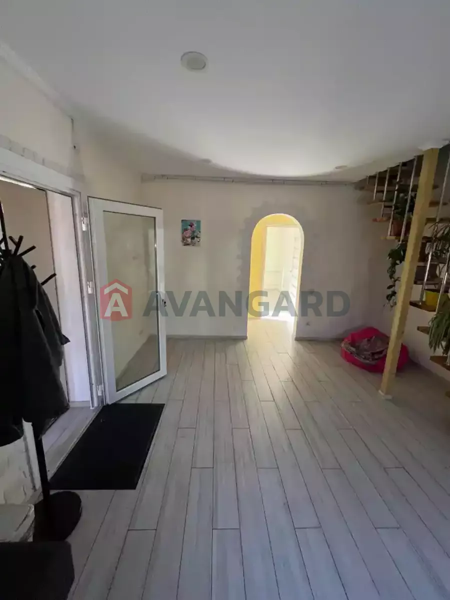 ����� ������, 15 ��.�. ���� 5