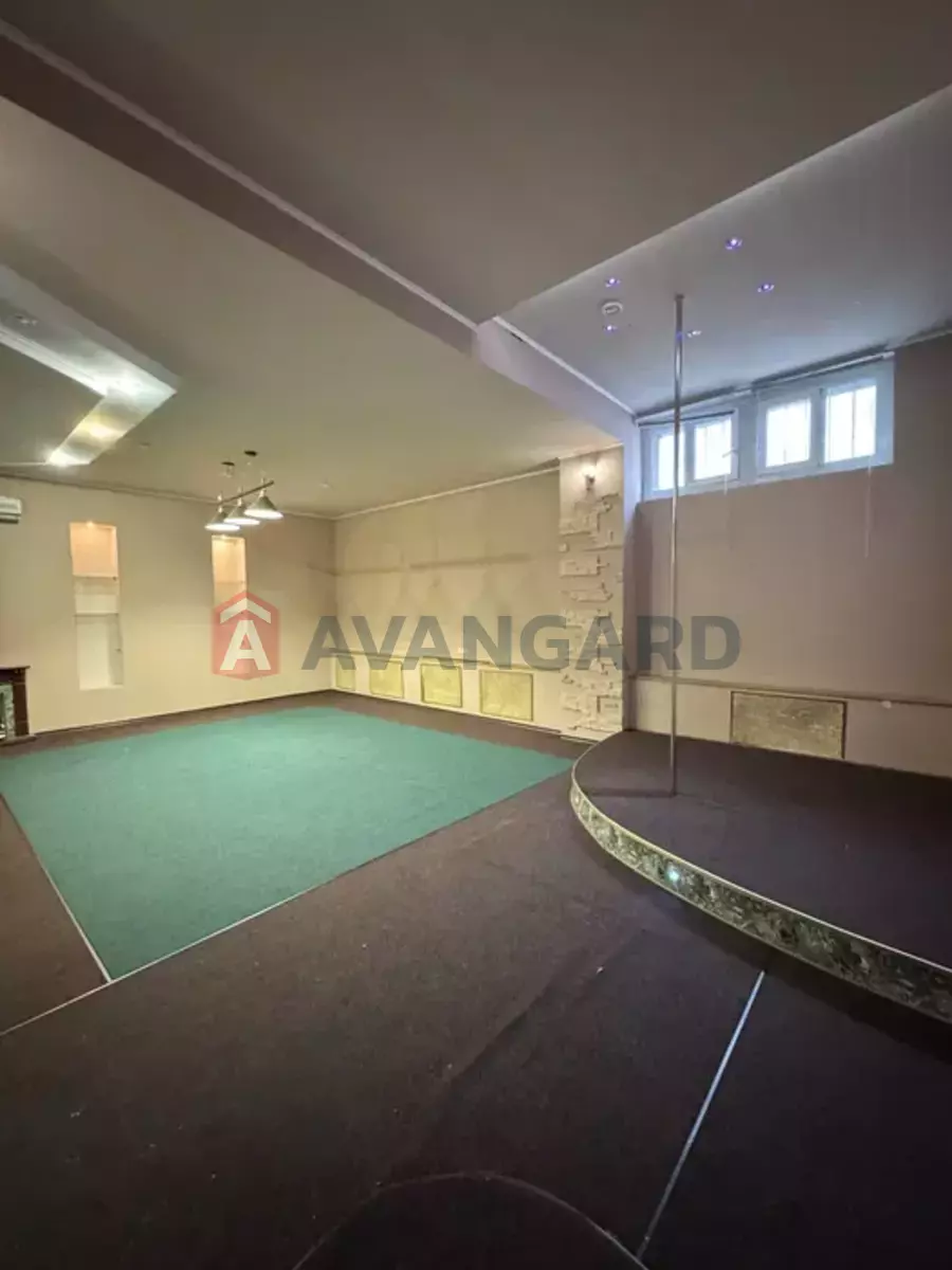 �������� �������, 400 ��.�. ���� 15