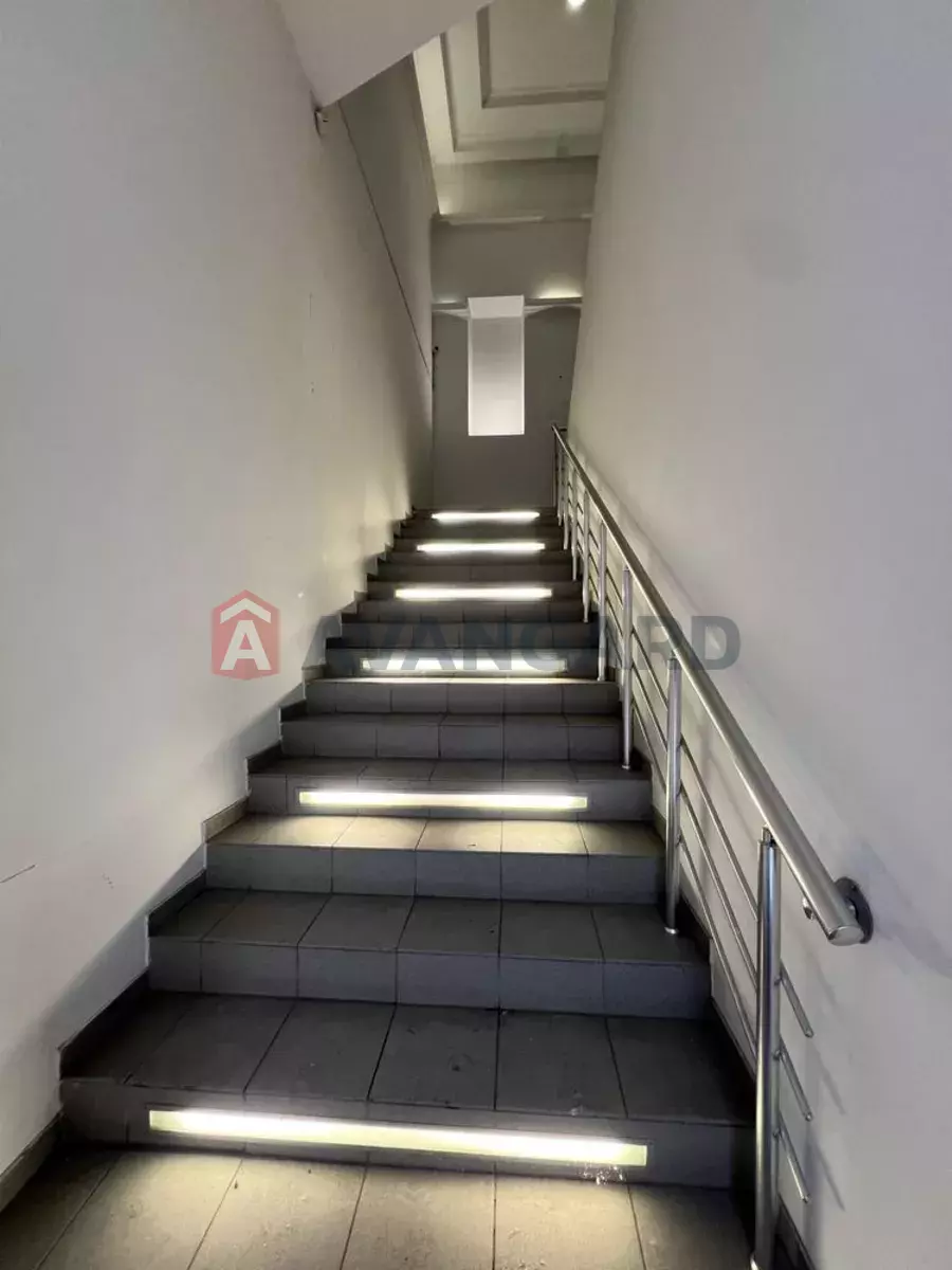 ���������� �����, 145 ��.�. ���� 8