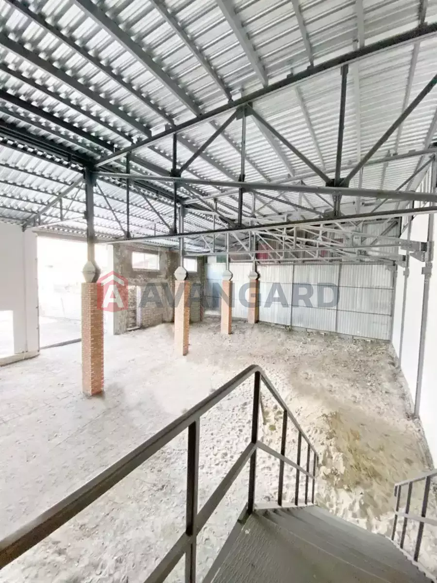 �������� �������, 400 ��.�. ���� 1