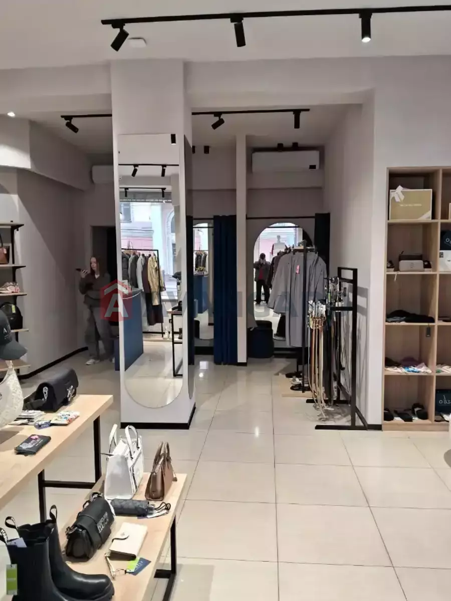 ���������� �����, 105 ��.�. ���� 11