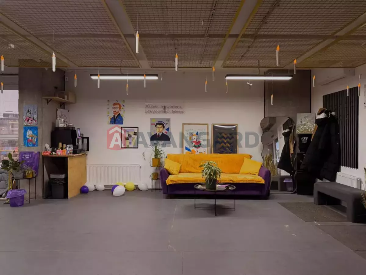 �������� �������, 130 ��.�. ���� 8