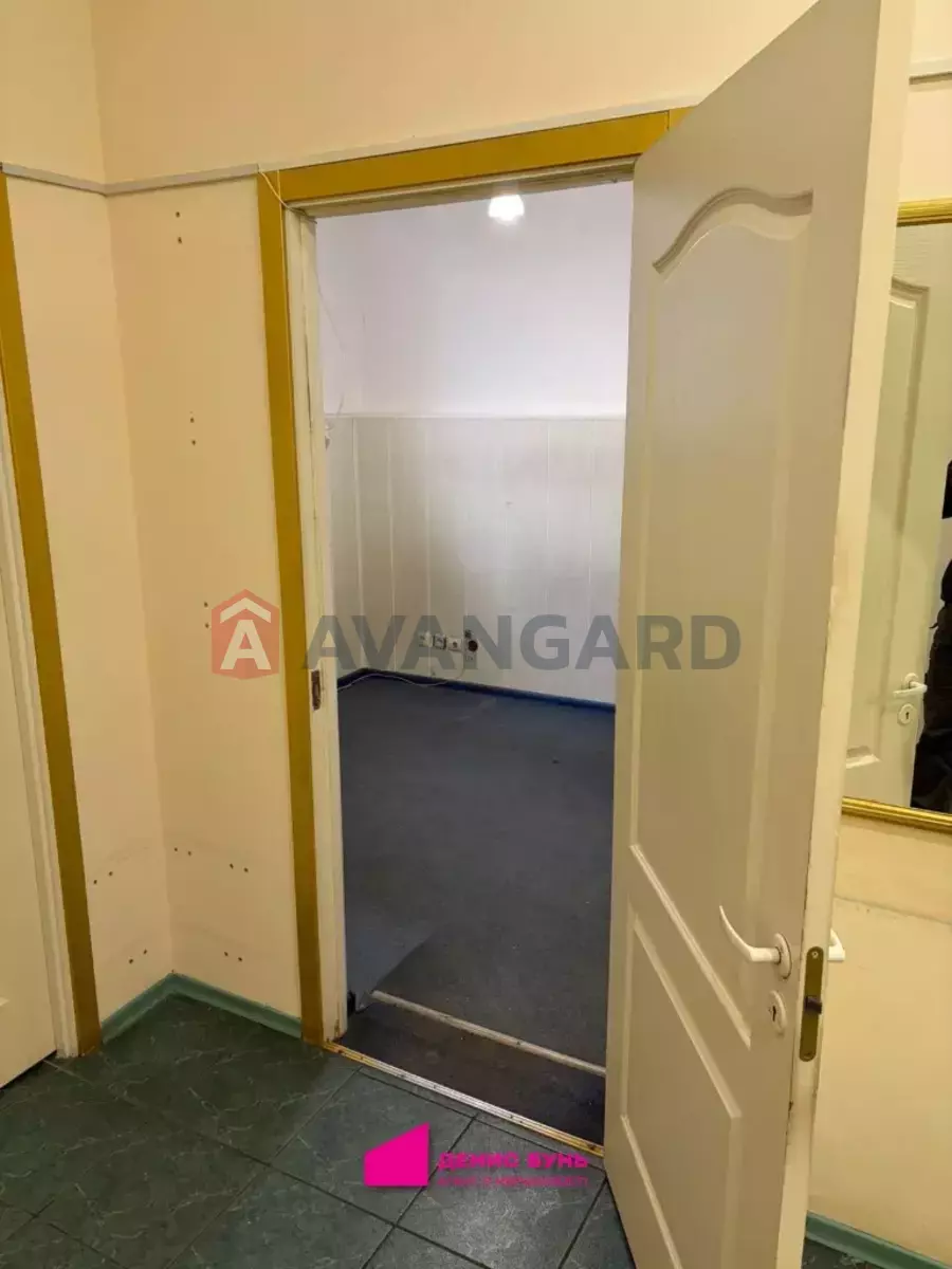 ���������� �����, 81 ��.�. ���� 8