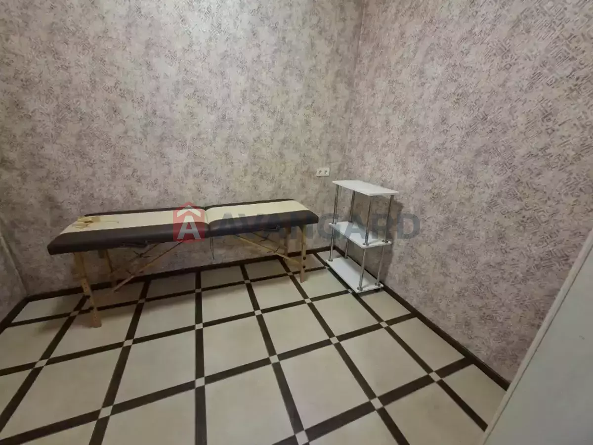 ����� �����, 65 ��.�. ���� 8