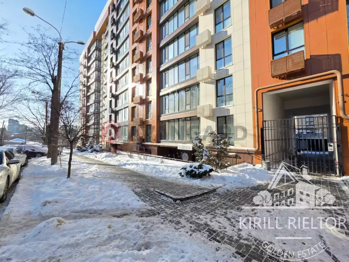 ����� �����, 100 ��.�. ���� 16