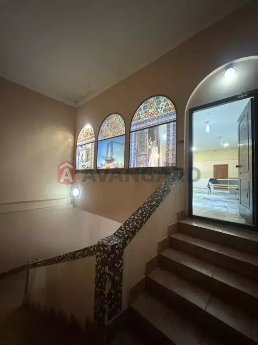 �������� �������, 400 ��.�. ���� 8