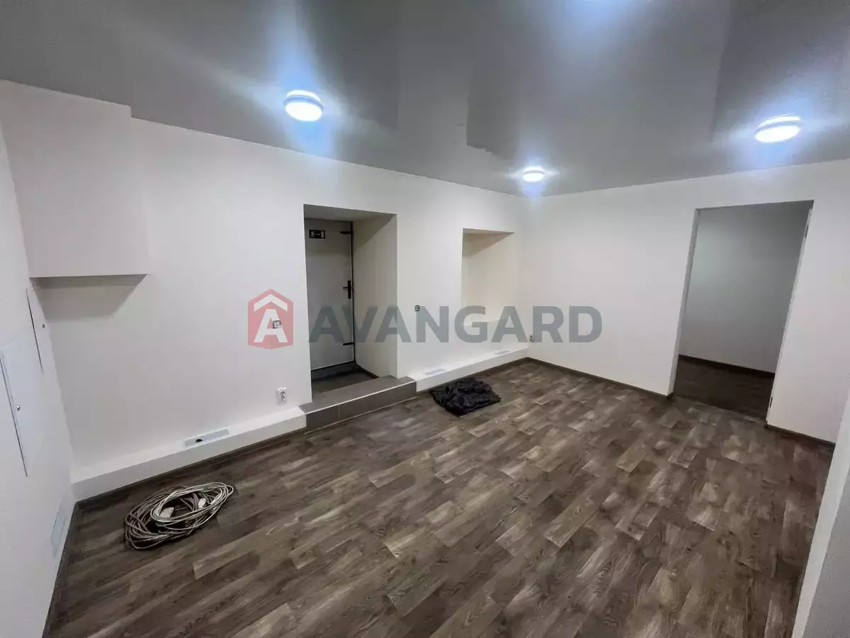 ���������� �����, 100 ��.�. ���� 8