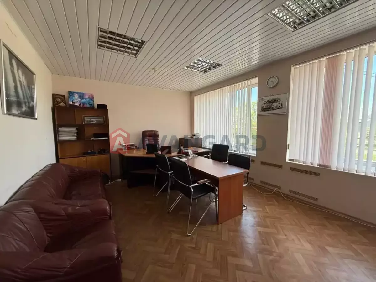 ���������� �����, 225 ��.�. ���� 6