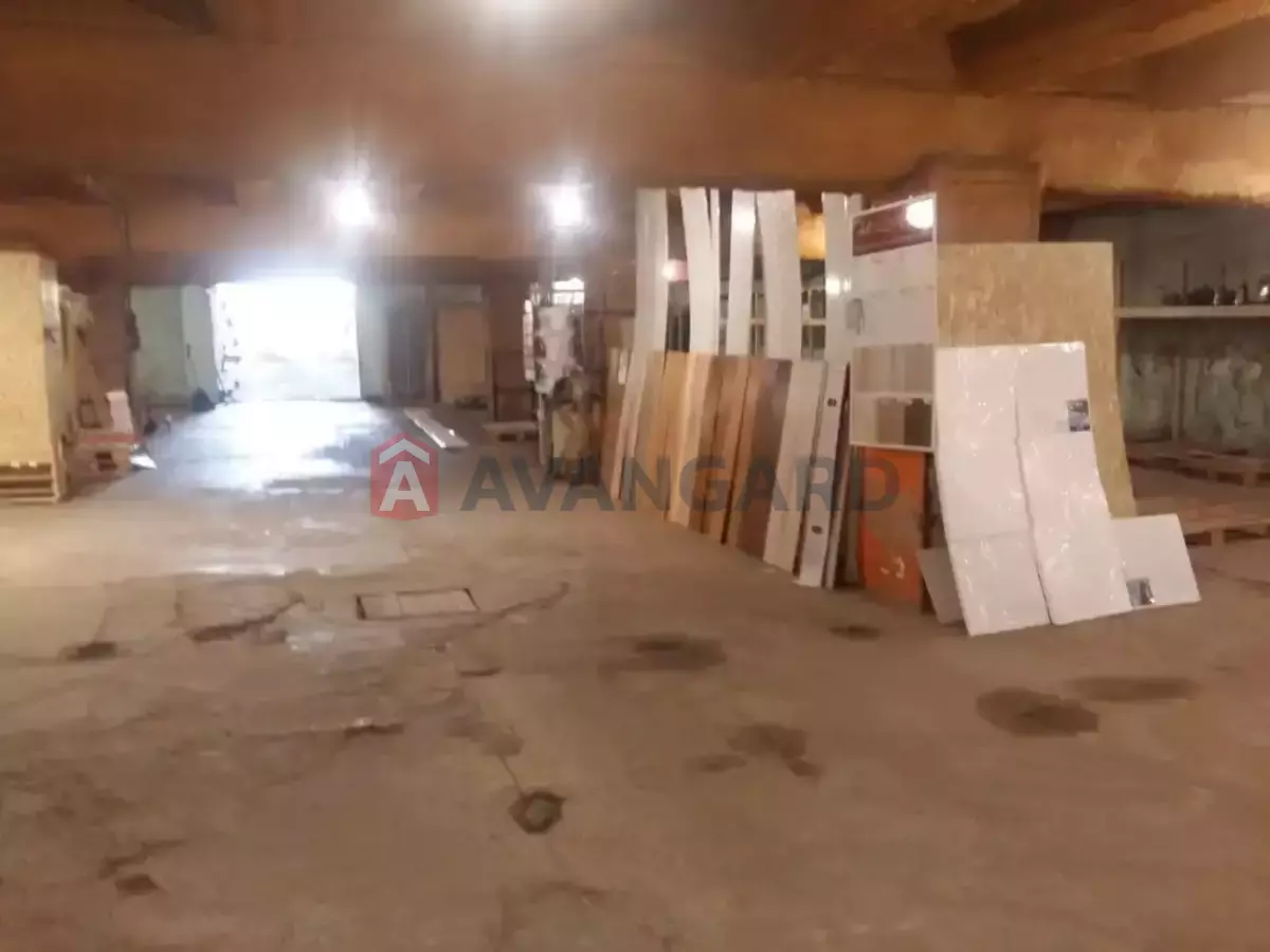 ��������� ���������, 600 ��.�. ���� 4