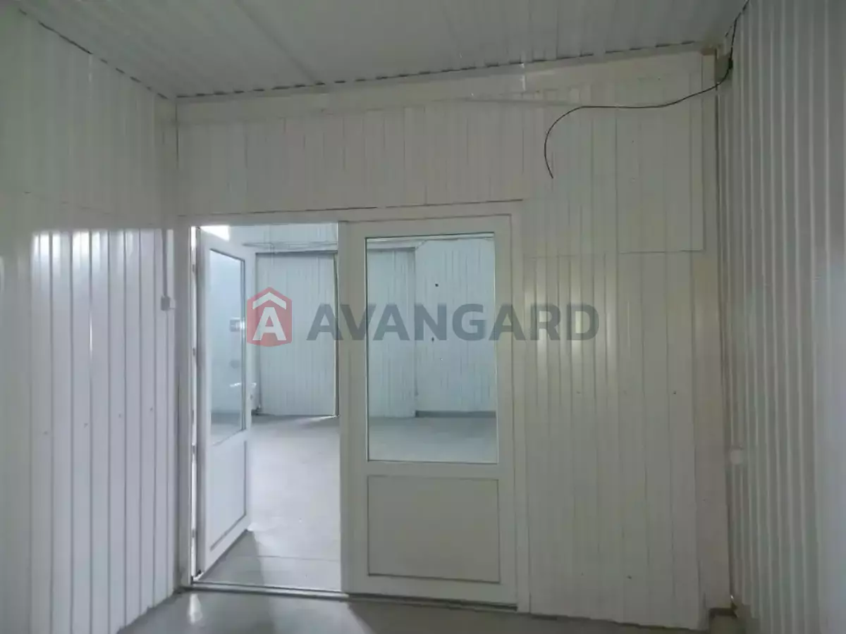 ��������� ���������, 300 ��.�. ���� 8