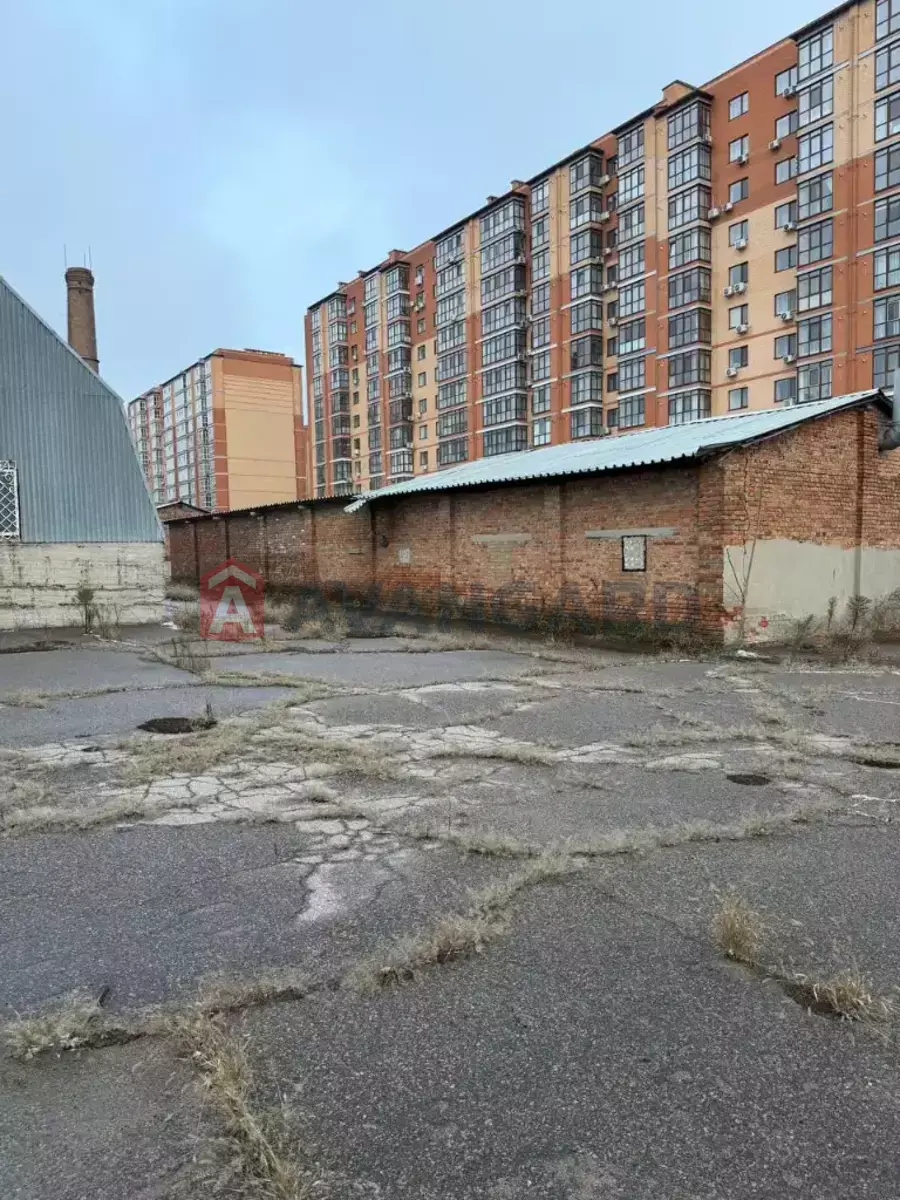 ��������� ���������, 800 ��.�. ���� 4