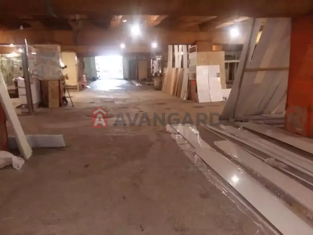 ��������� ���������, 600 ��.�. ���� 2