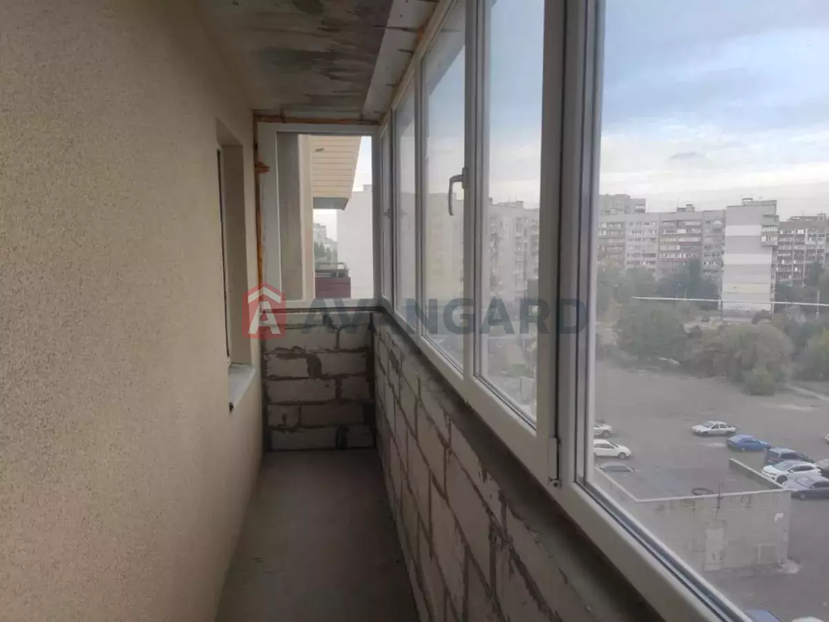 ��������� ���������, 100 ��.�. ���� 6