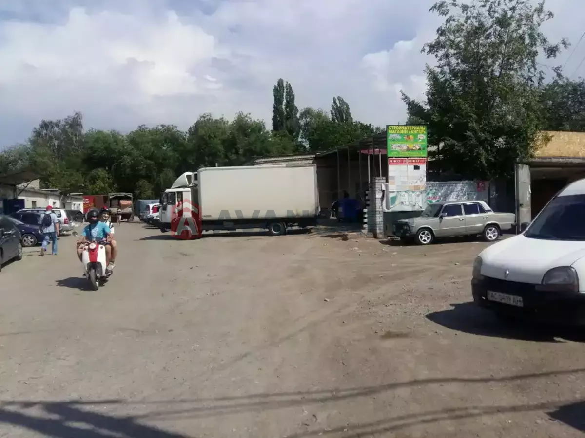 ��������� ���������, 600 ��.�. ���� 6