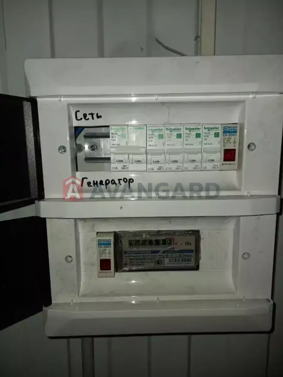 ��������� ���������, 300 ��.�. ���� 10