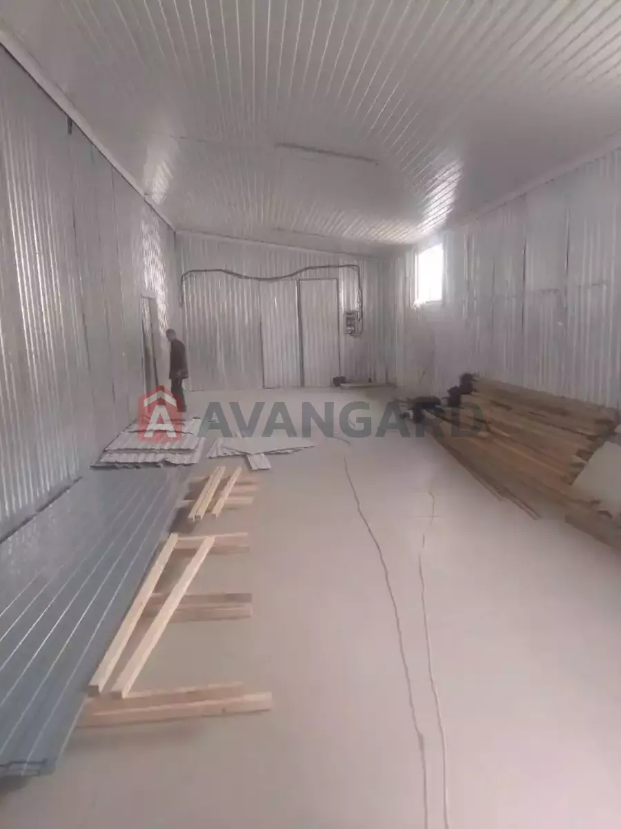 ��������� ���������, 100 ��.�. ���� 2