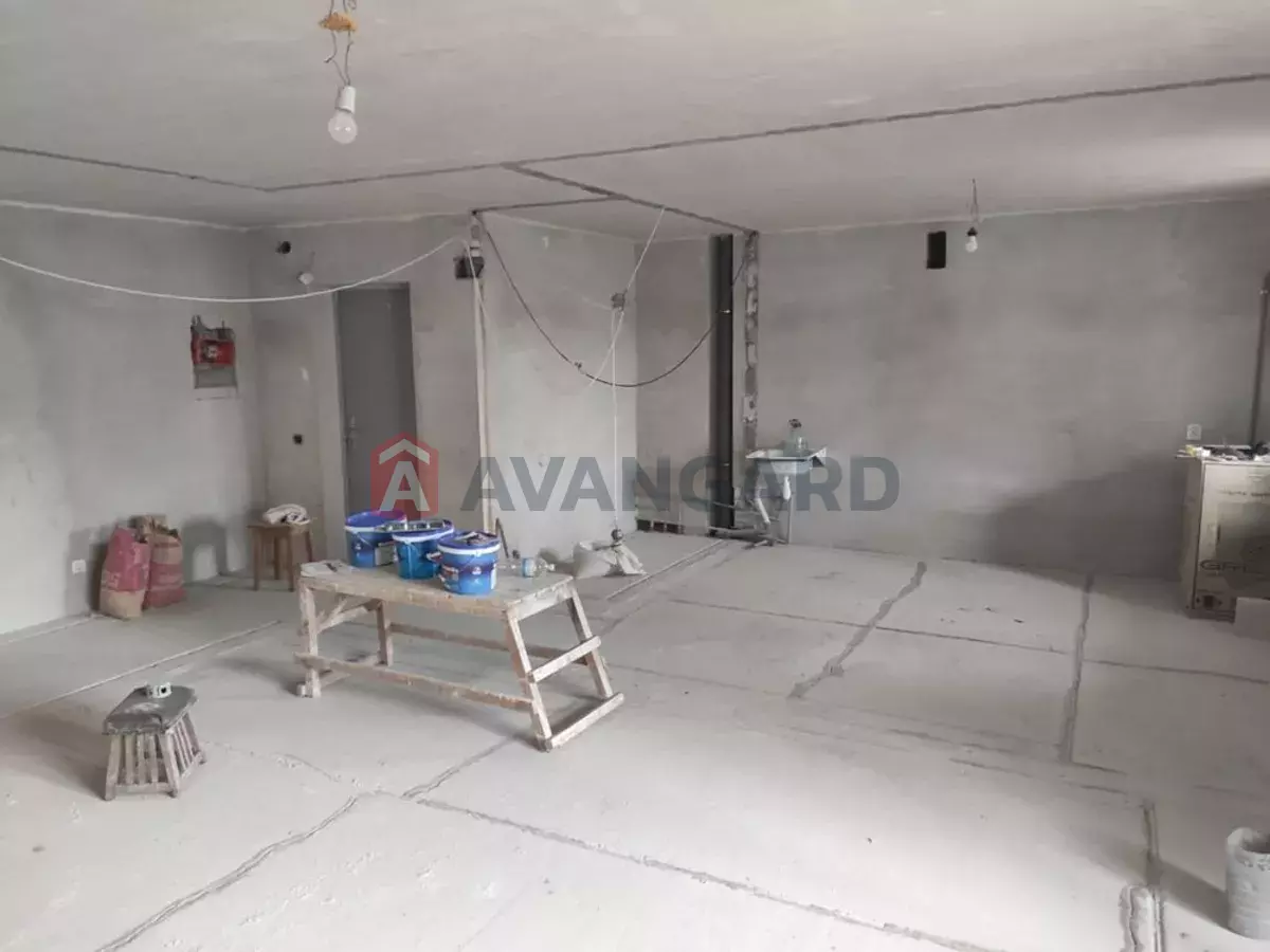 ��������� ���������, 100 ��.�. ���� 3