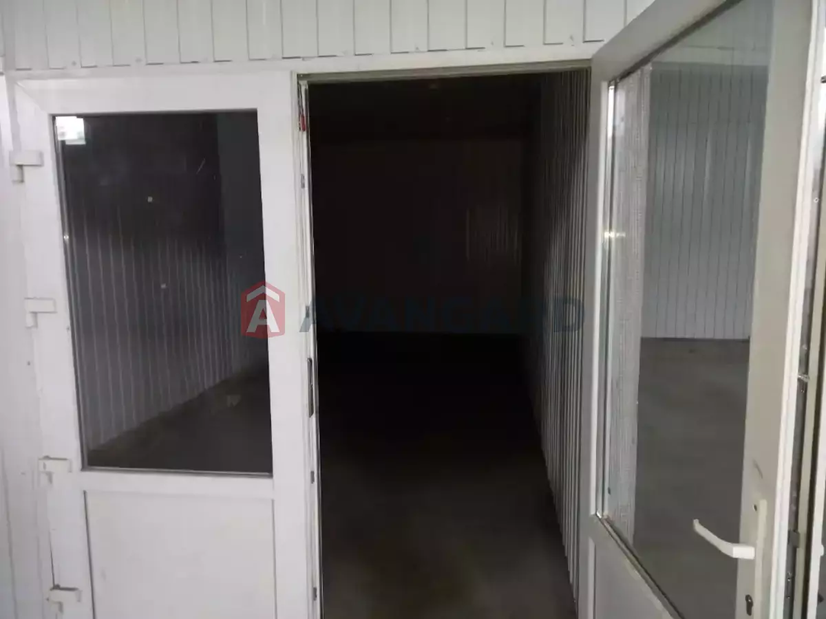 ��������� ���������, 300 ��.�. ���� 7