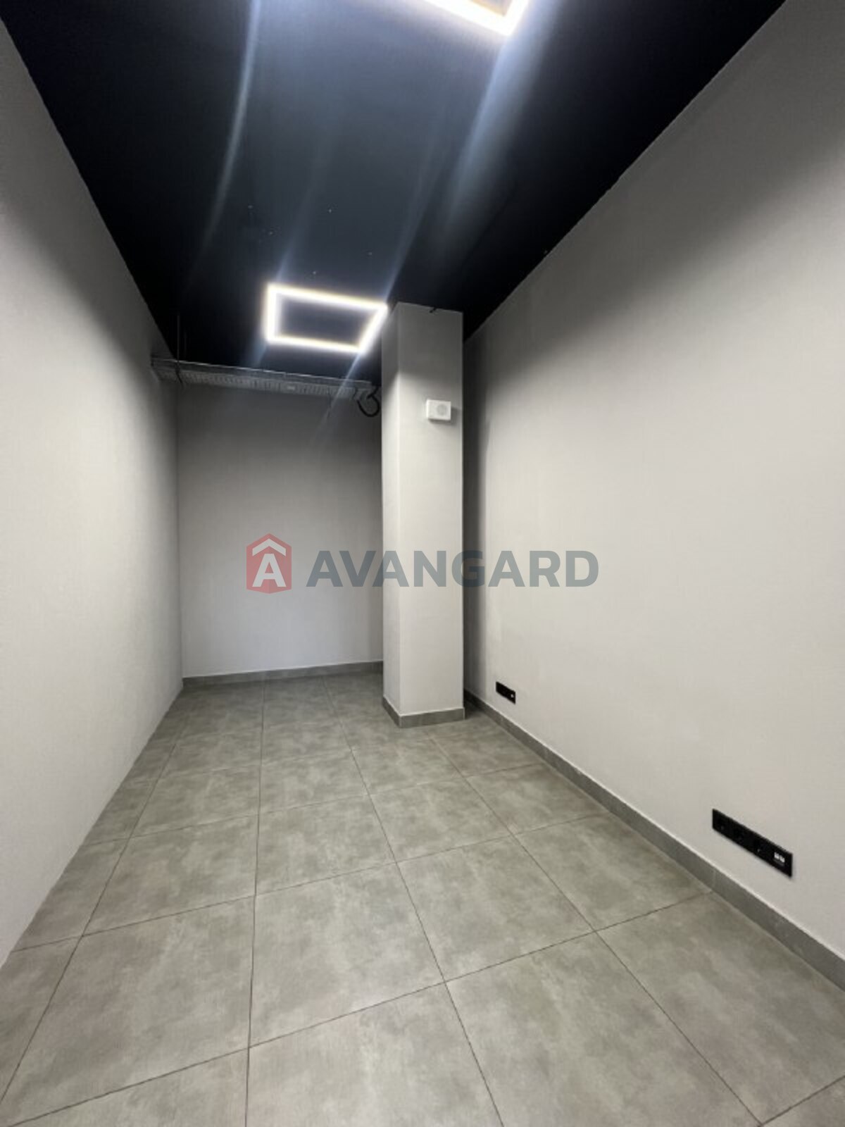 ����� �����, 245 ��.�. ���� 13