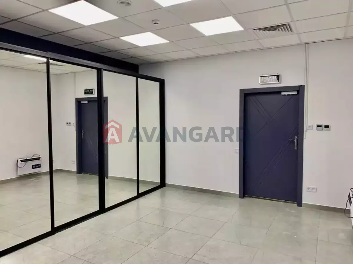 200 ��.�. ���� 9