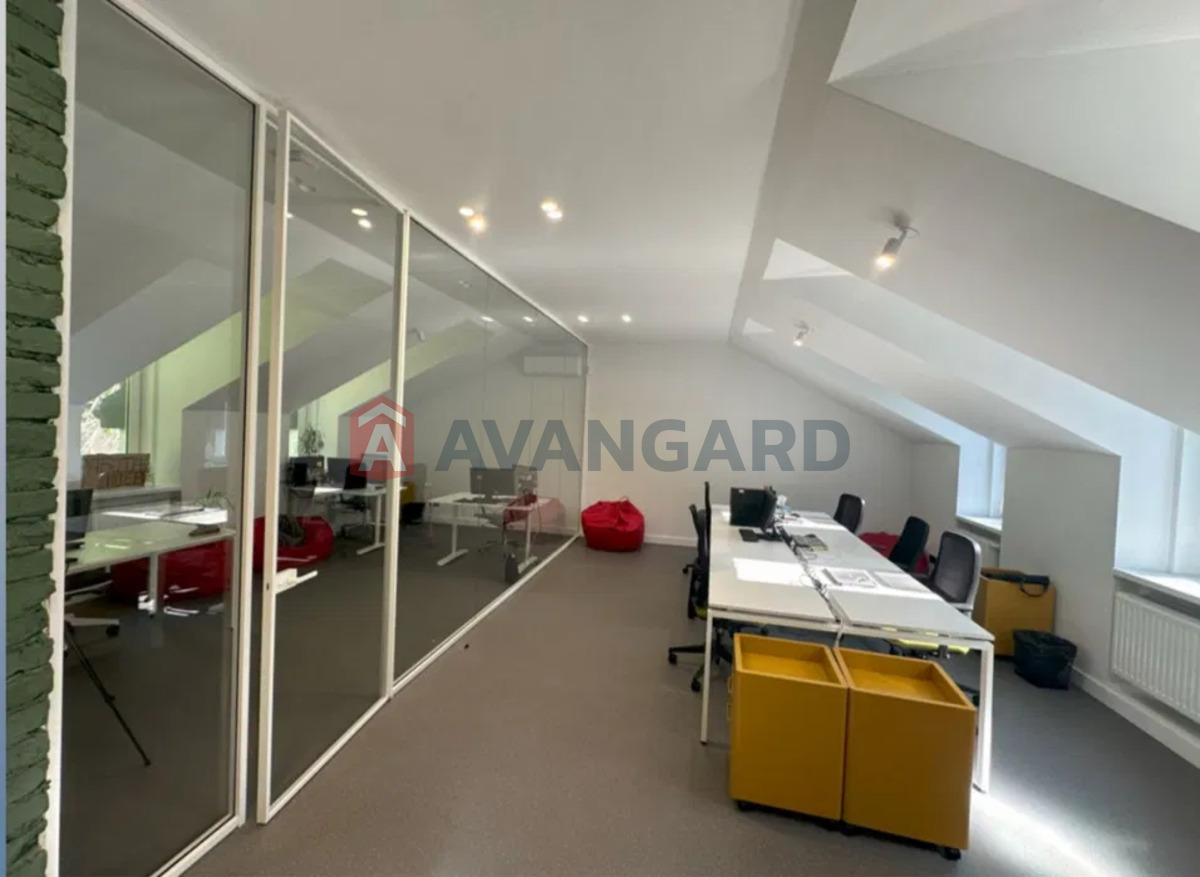 ����� �����, 267 ��.�. ���� 11