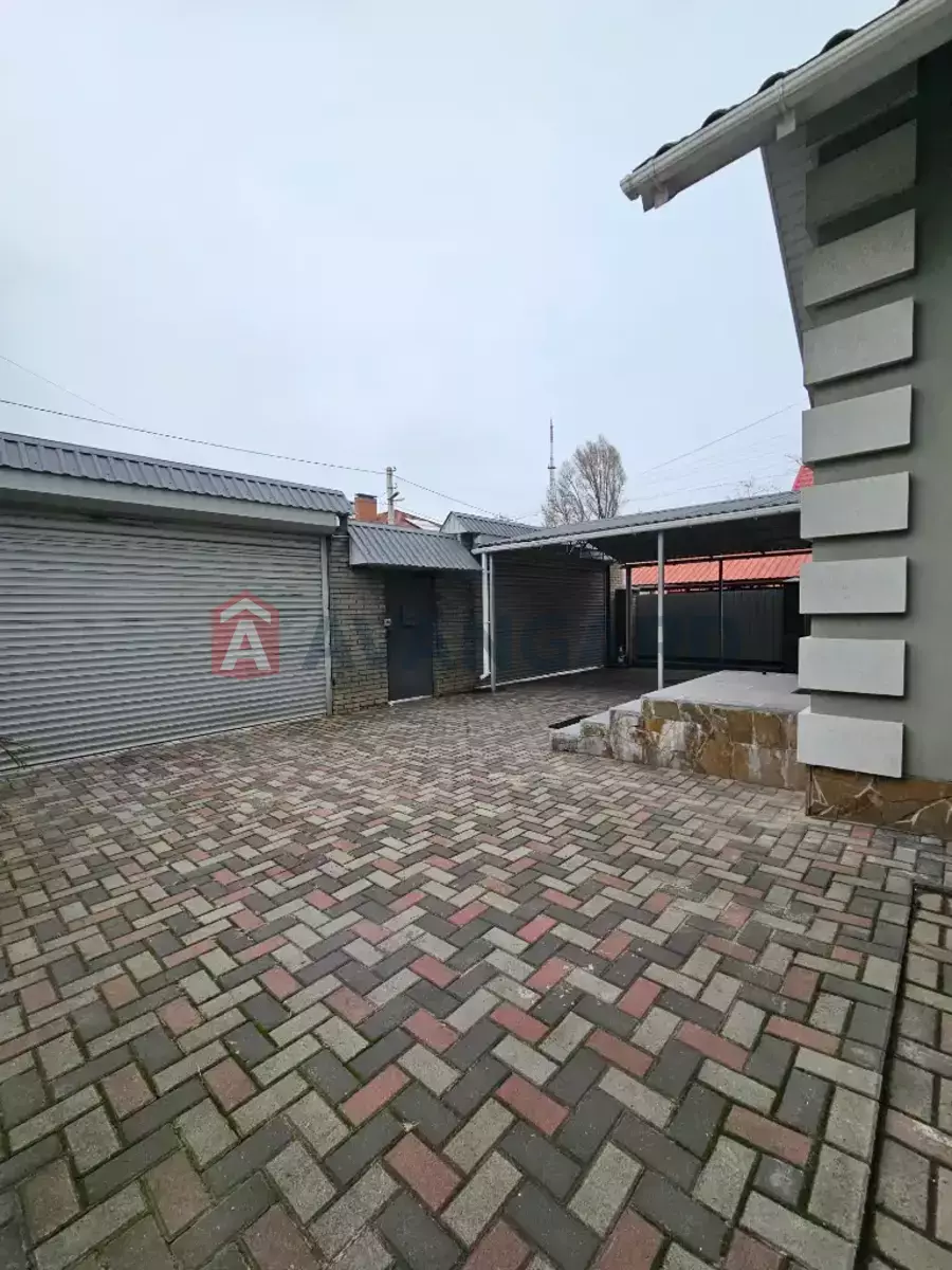 300 ��.�. ���� 22
