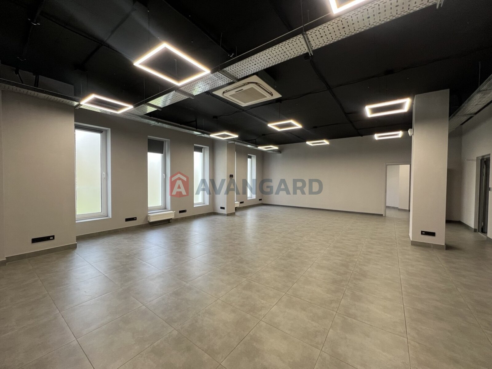 ����� �����, 140 ��.�. ���� 8