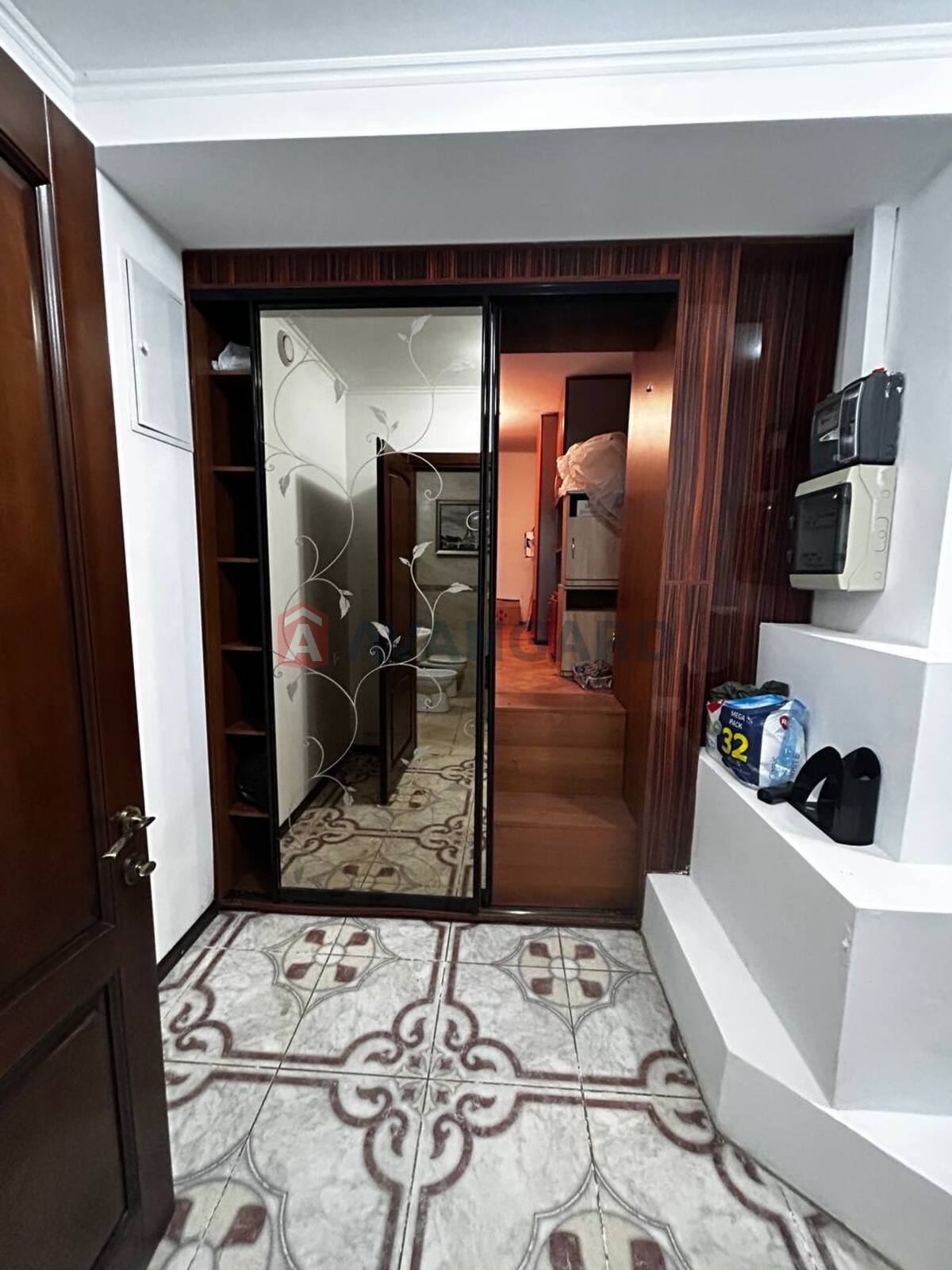 ��������� ��������� � ��������� �������, 117 ��.�. ���� 3